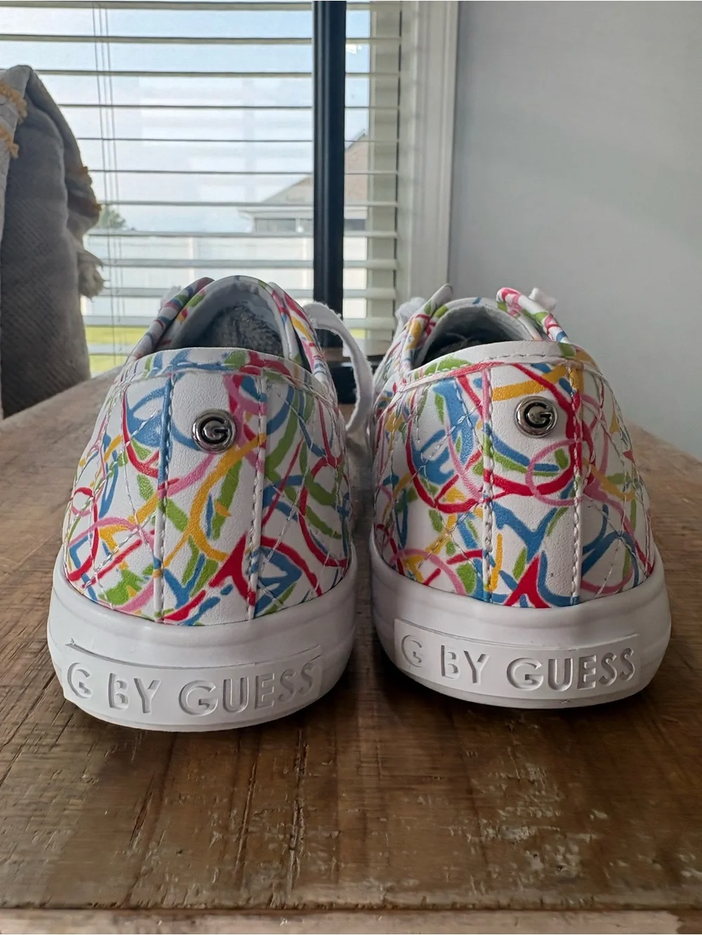 G by Guess Woman’s White Multicolor Scribble Print Sneakers